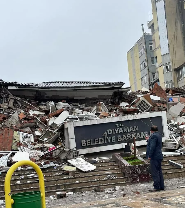 Geleceğe Dair Bir Umut Var mı?